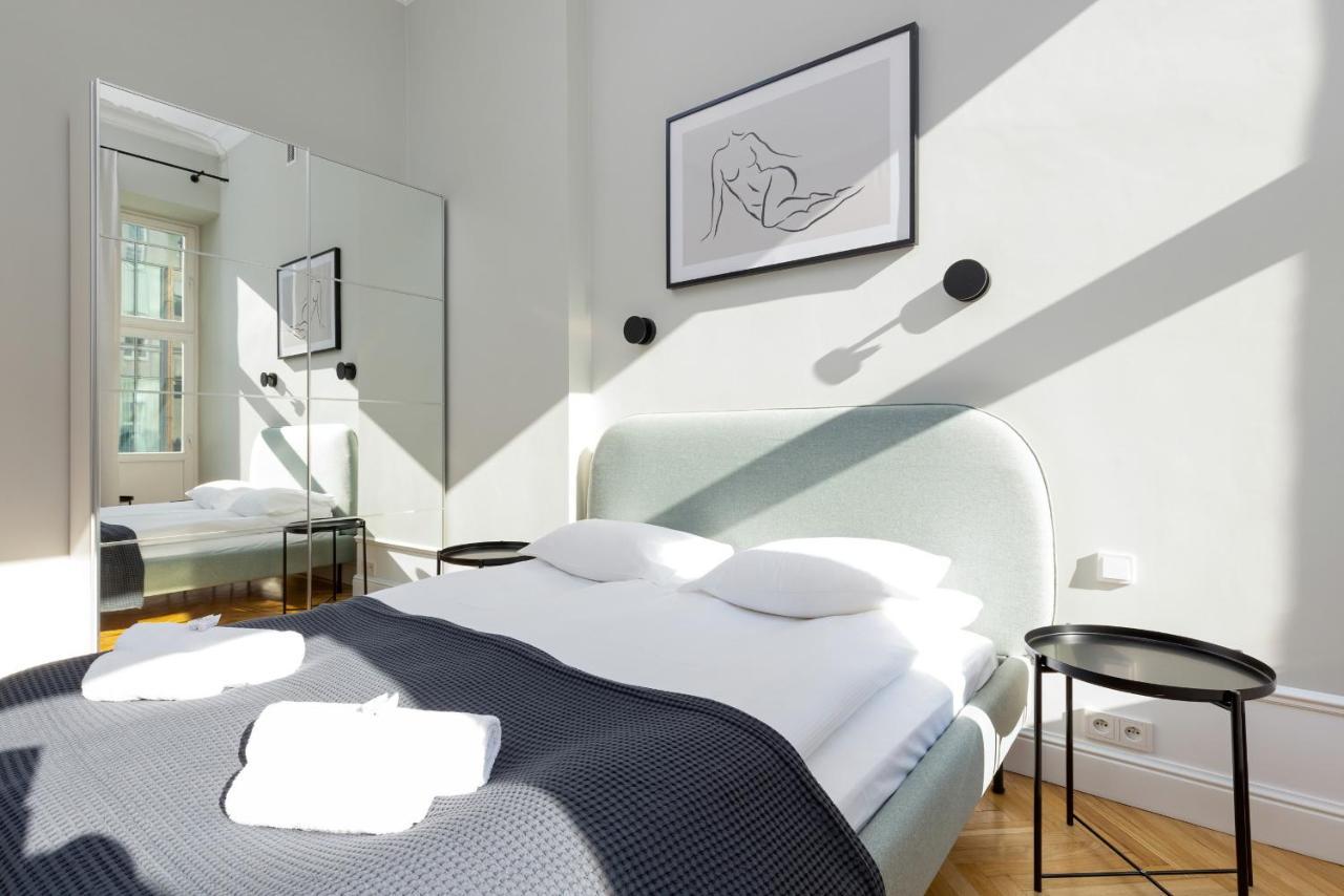 Apartment Warsaw Boduena By Renters Prestige Exteriör bild