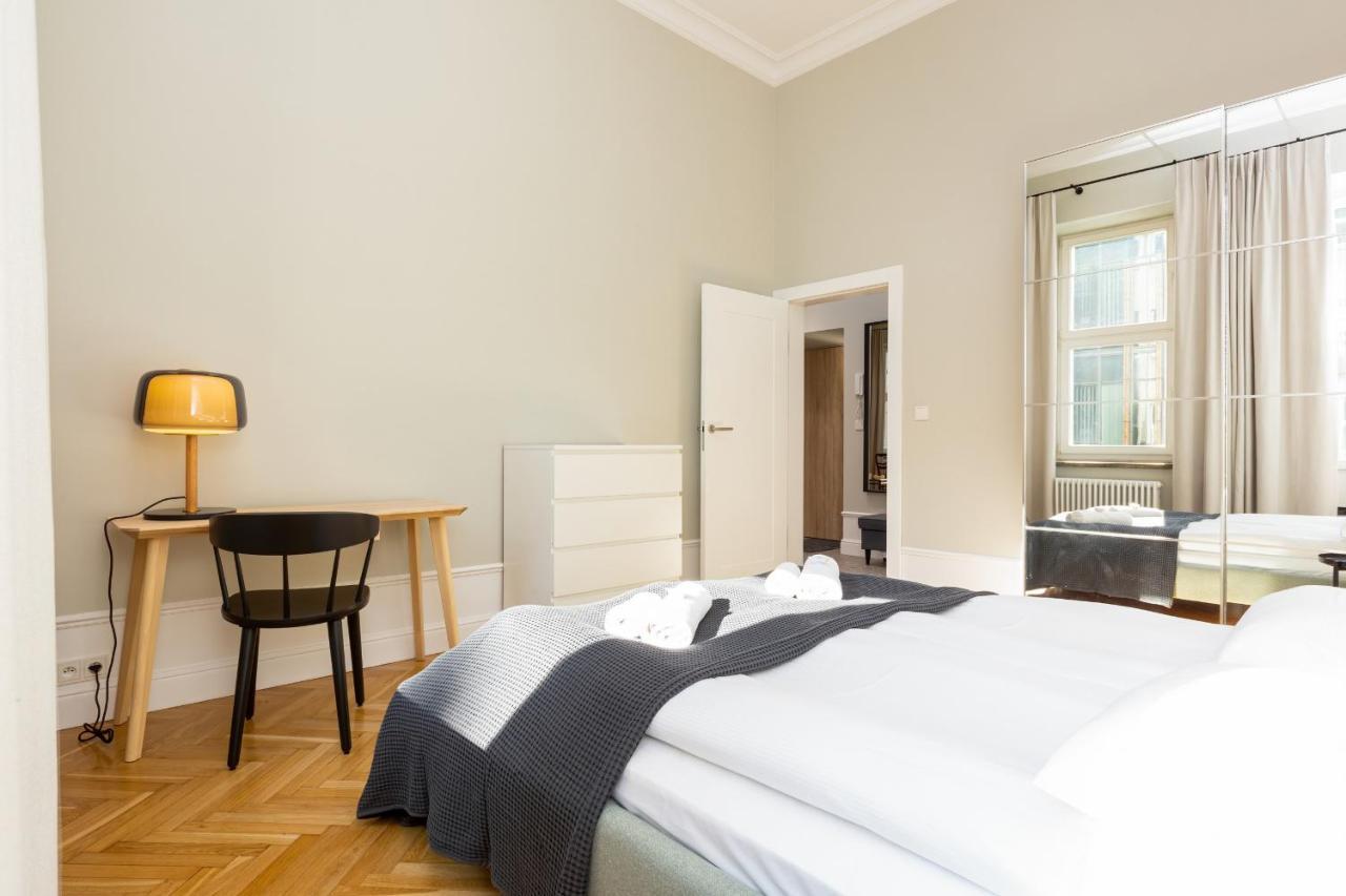 Apartment Warsaw Boduena By Renters Prestige Exteriör bild